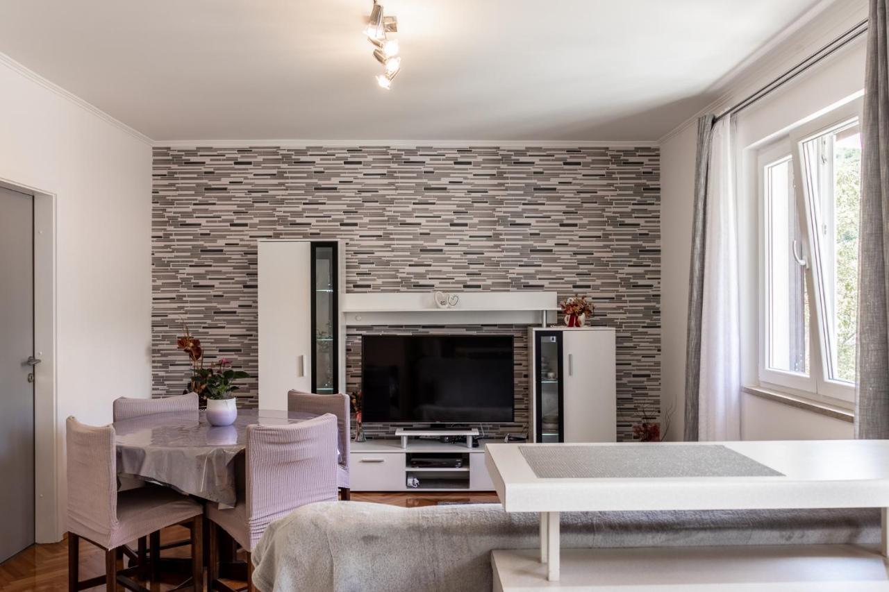 Zagorje Apartman Danijela מראה חיצוני תמונה